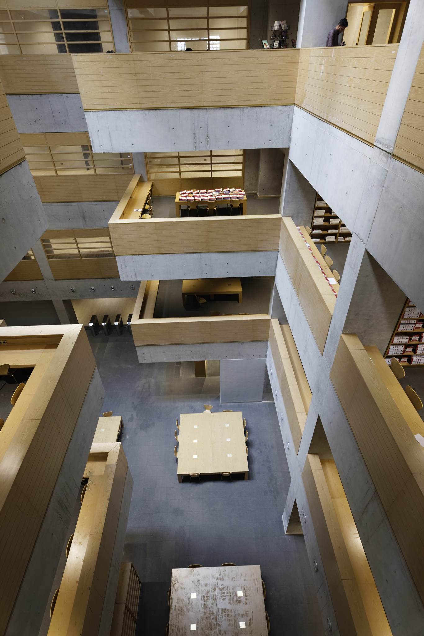 D Y Patil Centre of Excellence_Library_3